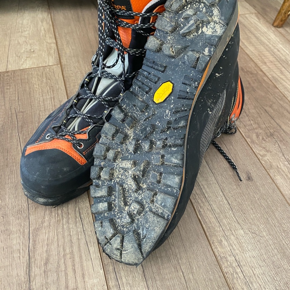 Scarpa Men's Black and Orange Technical Mountaineering Boots - Picture 5 of 5